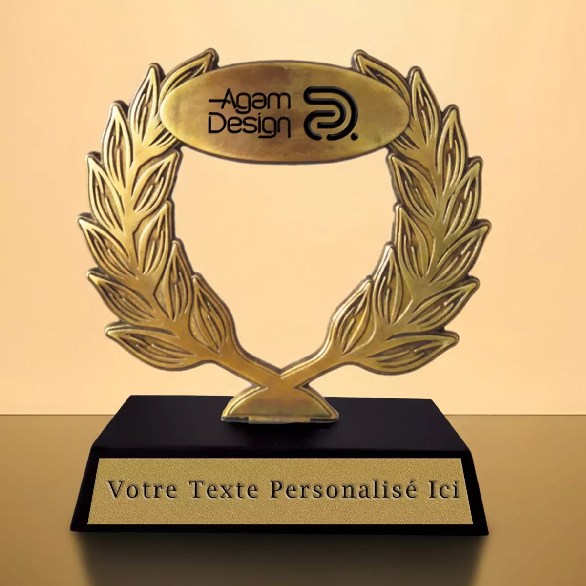 Trophée Couronne de laurier en métal doré, fabriqué par Agam Design