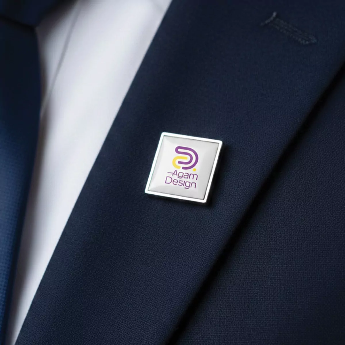 Pin’s Signature Carré — Pi.018